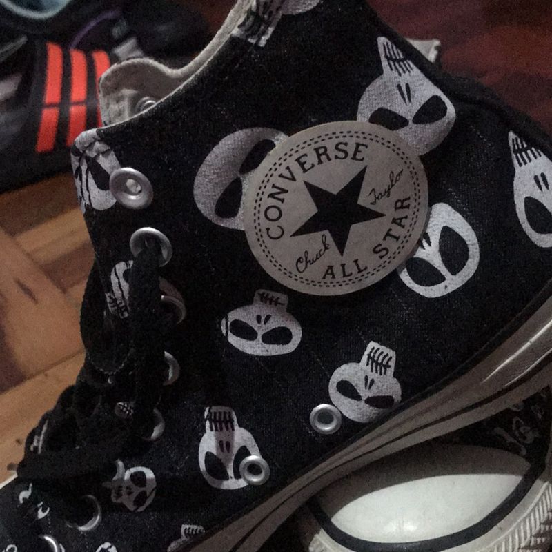 Tenis All Star Cano Baixo Caveira Preto