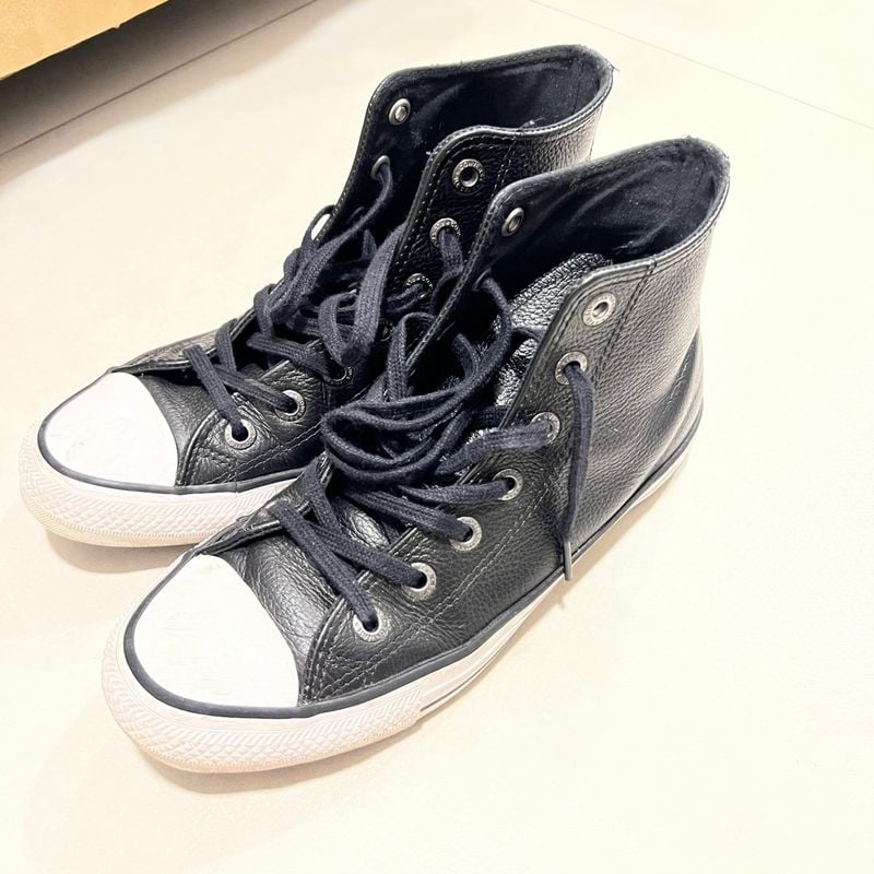 Botinha Converse All Star Preto Couro