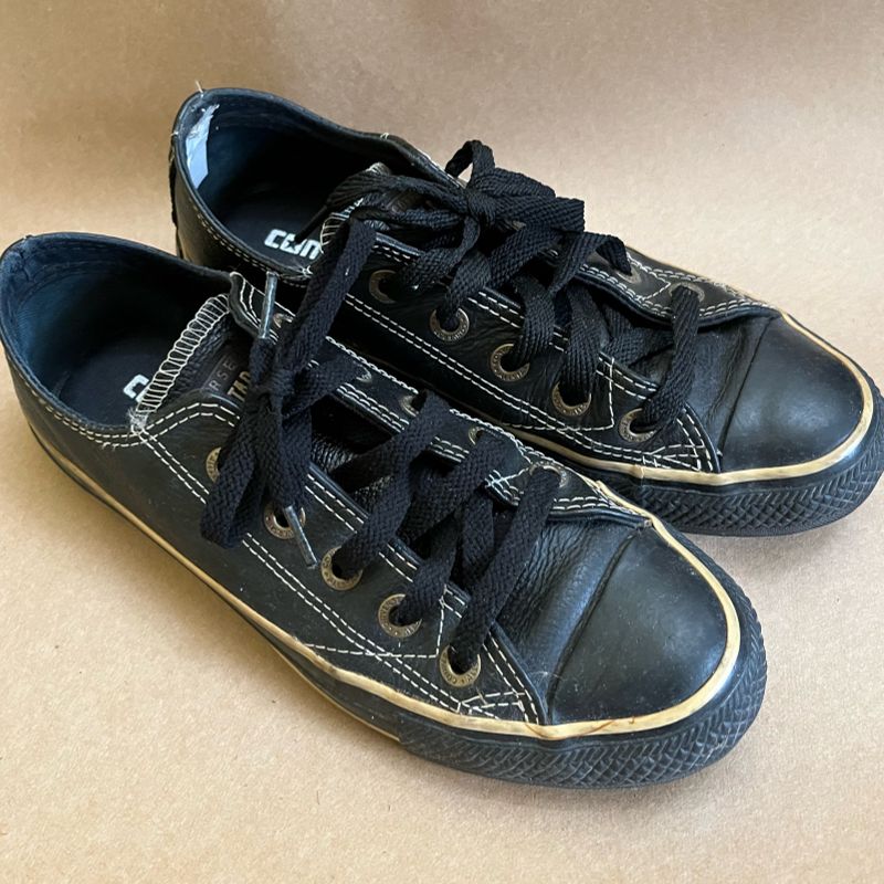 All Star Chuck Taylor Couro Preto Tênis Feminino All Star Usado