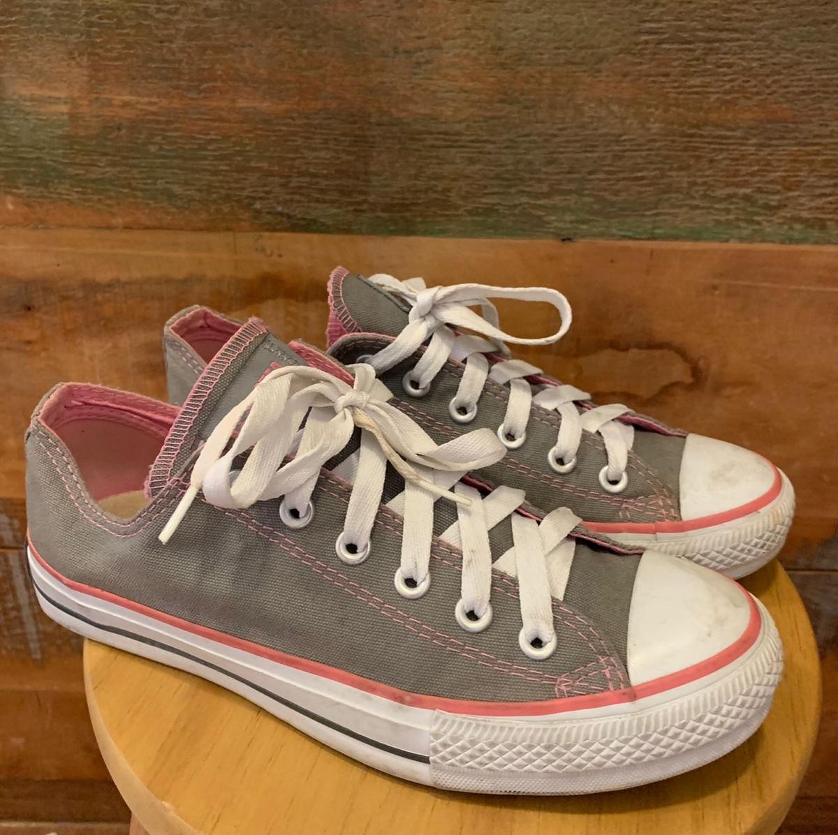 All star cinza sales e rosa