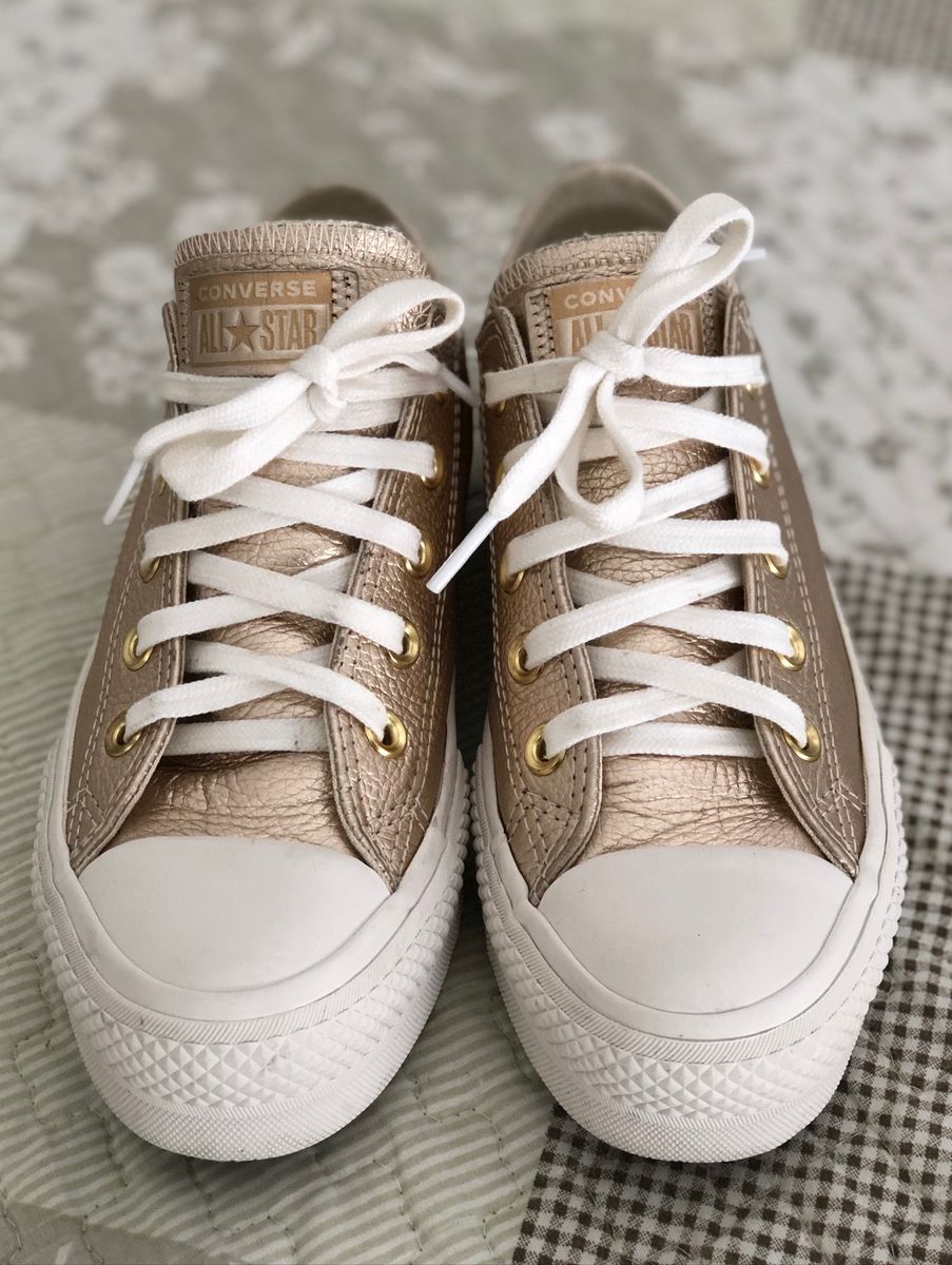 all star dourado feminino