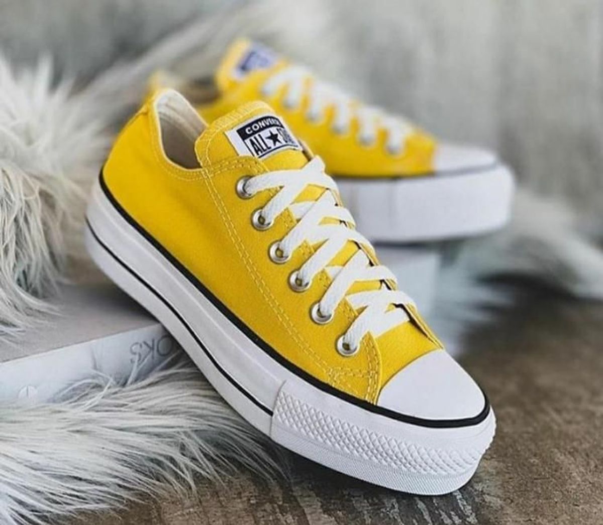 tenis plataforma amarelo