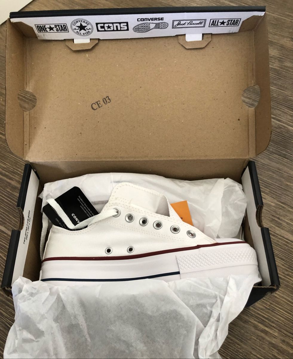 tenis all star caixa alta