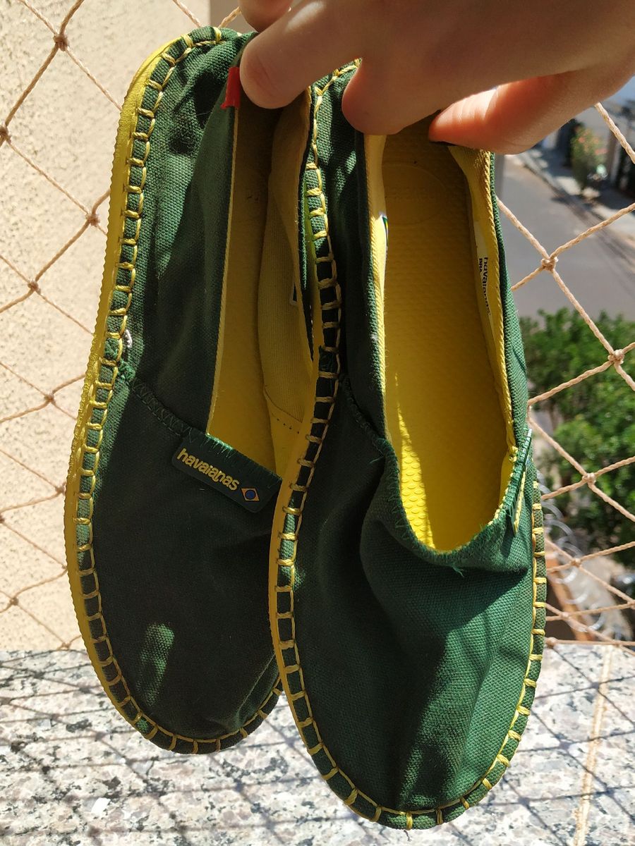 alpargata amarela havaianas