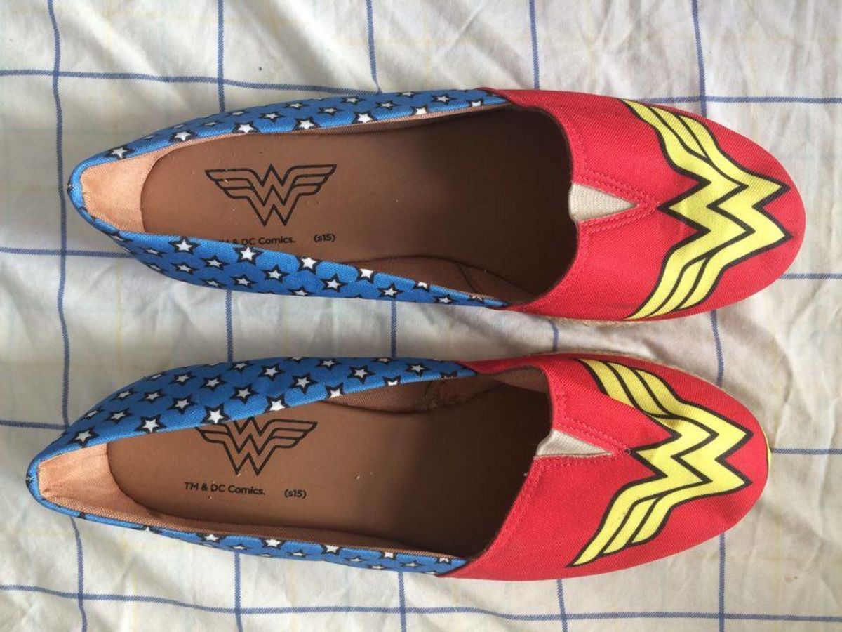sapatilha mulher maravilha