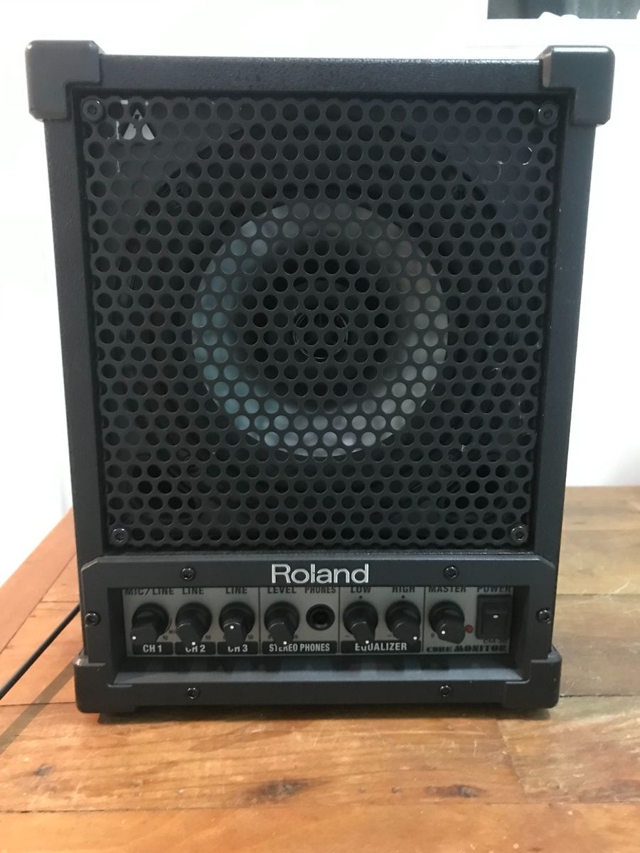 Amplificador Roland | Item de Música Roland Usado 76577736 | enjoei