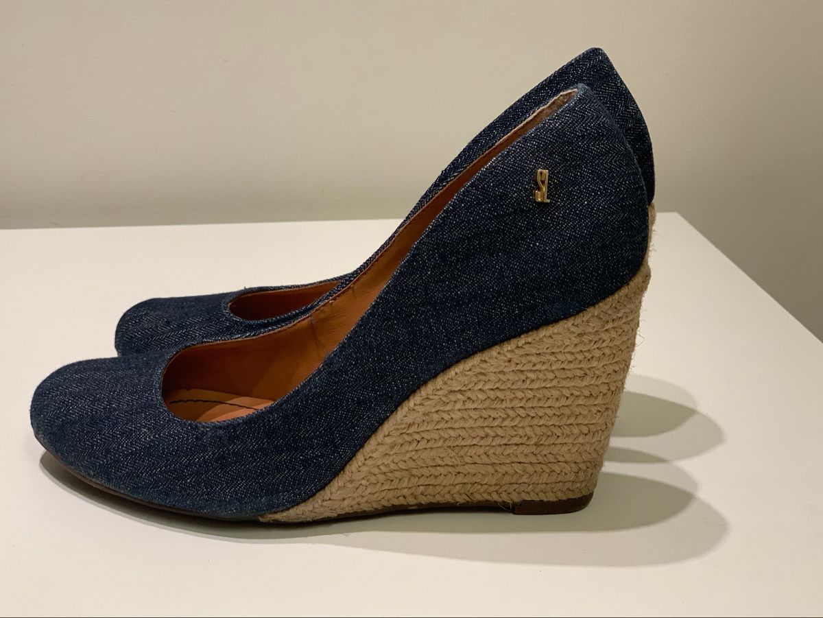 sapato anabela jeans