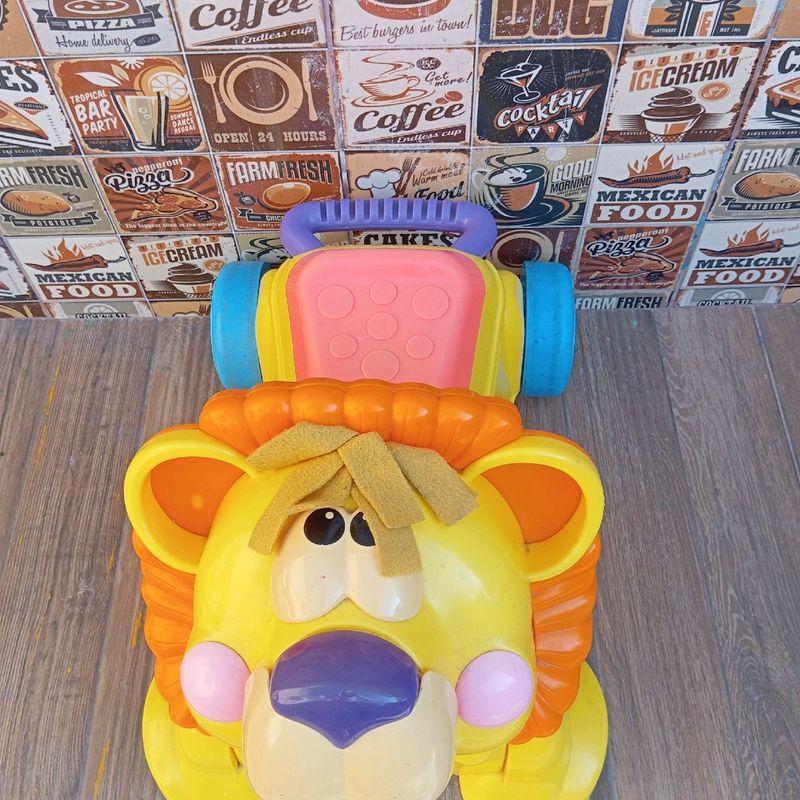 Andador Fischer Price Leãozinho Brinquedo para Bebês Fisher Price Usado  103785444 enjoei