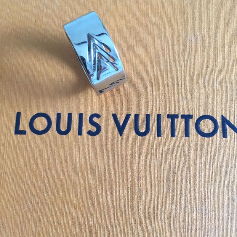 Anel Louis Vuitton Autêntico | Produto Masculino Louis Vuitton Usado  78019098 | enjoei