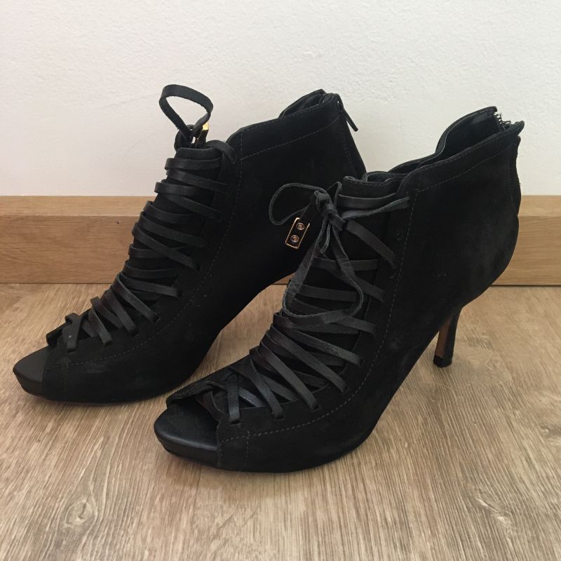 Ankle boot hot sale capodarte preta