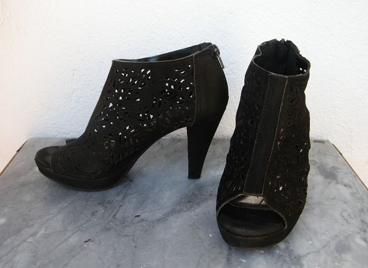 ankle boot via marte