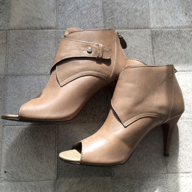 Ankle Boots Arezzo Bota Feminina Arezzo Usado 12925055 enjoei