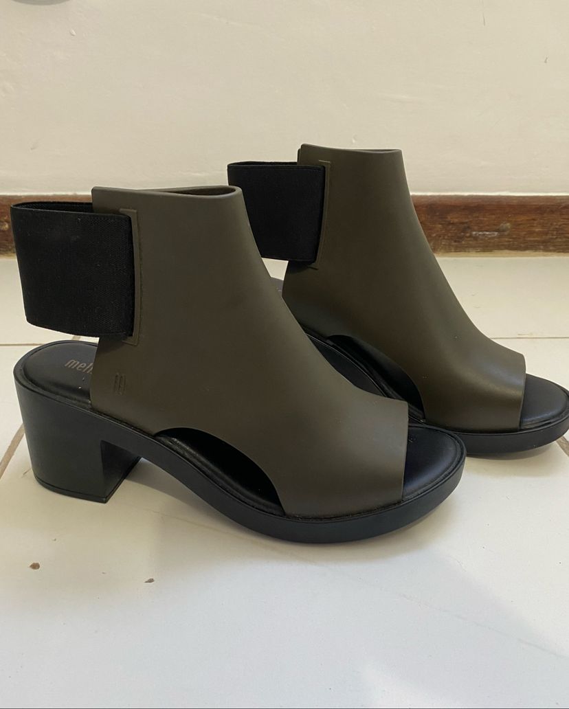 Ankle Boots Melissa Verde Militar Bota Feminina Melissa Usado