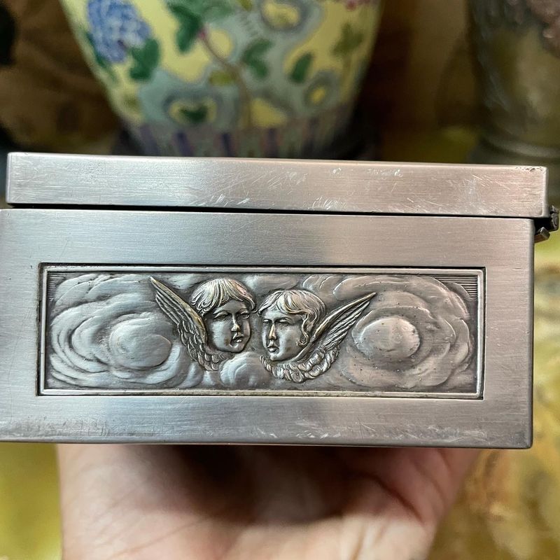 caixa-prata-porta-joias-antigo-estilo-grego