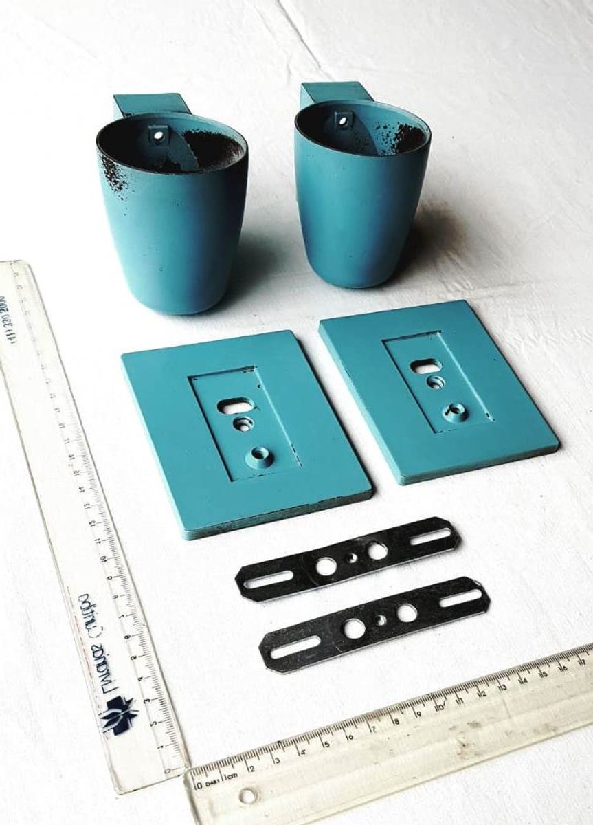 Antigas Luminárias Arandelas de Plástico Marca Philips 2 Peças