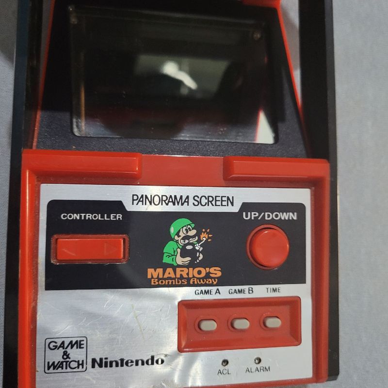 Antigo Mini Game Nintendo Game Watch Mario Bombs Away | Nintendo