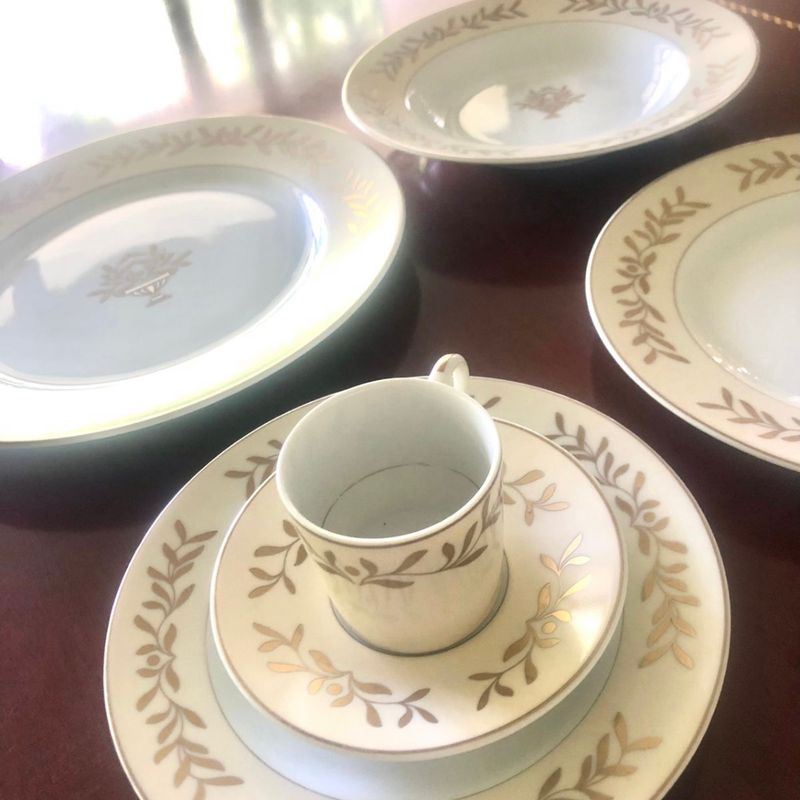 フランス製　Limoges ROSE DE LIMOGESディナープレート ペア Aparelho Jantar Limoges com Ouro La Rose Des Sables 84 Peças