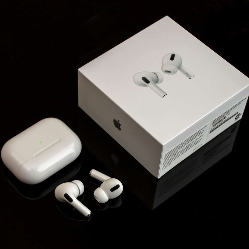 Apple AirPods Pro AUTHENTIC outlet