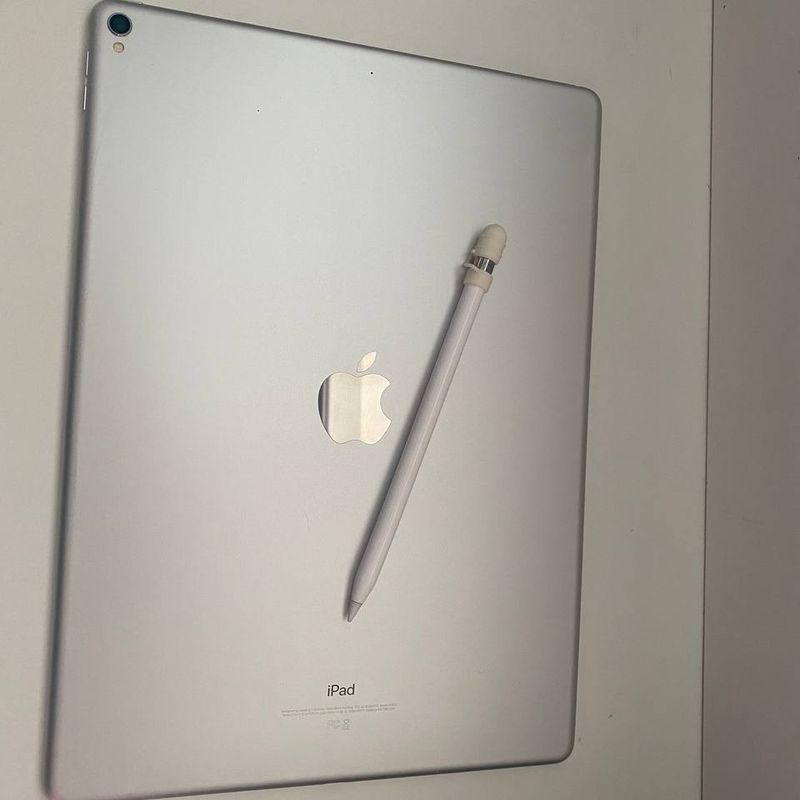 Apple Ipad Pro 64gb 2a Geração 12.9 + Apple Pencil + Teclado