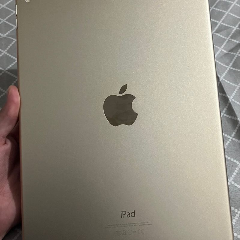 Apple Ipad Pro 9,7 128gb Gold A1673 | Apple Usado 121009706 | enjoei