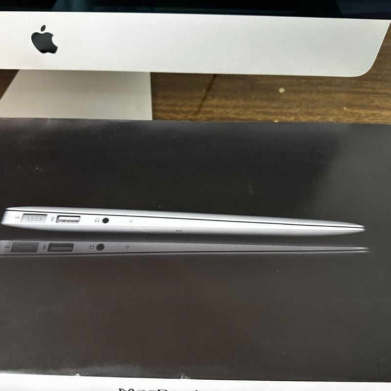Apple Refurbished MacBook Air 2011 | Macbook Air 11 Inch