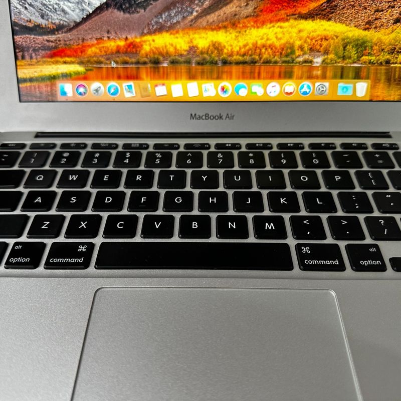 Apple Macbook Air A1370 I5 11.6 Inch Laptop - Mc968bz/A
