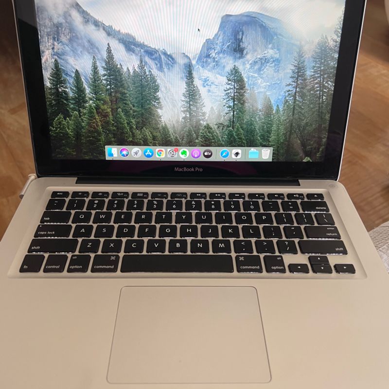 MacBook本体 APPLE MacBook Pro 4GB/500GBMD101J/A Compre Apple MacBook Pro 13-Inch 2012 Modelo - Usado
