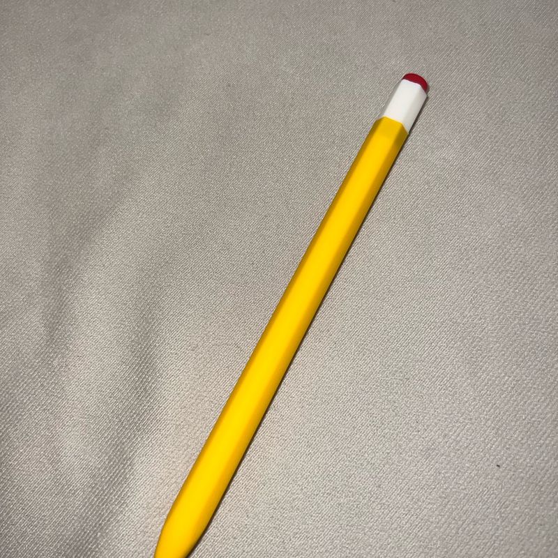 Apple iPad イエロー 本体 + Apple Pencil iPad 11 completo+ Apple pencil - Tablets e E-Readers - Jardim