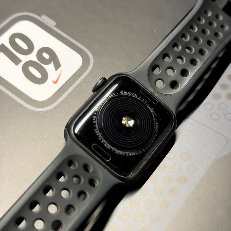 Apple Watch Nike Se (Gps, 40mm) Caixa Alumínio Cinza-Espacial