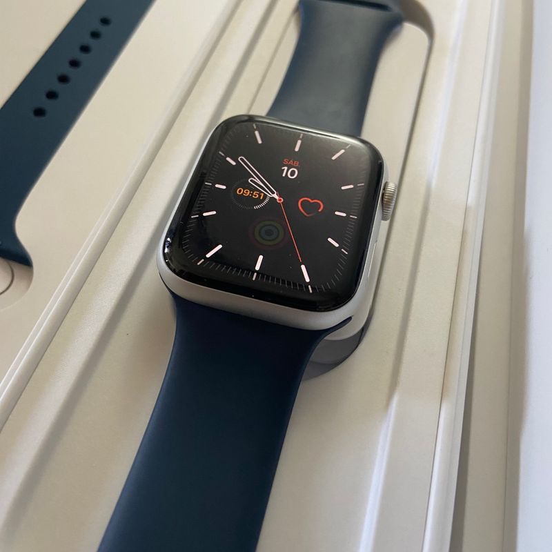 Relógio Apple Series 8 (gps), Smartwatch com Caixa Prateada de Alumínio -  45 Mm | Relógio Masculino Apple Usado 86585787 | enjoei