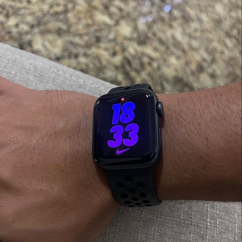 Nike 40mm apple store watch