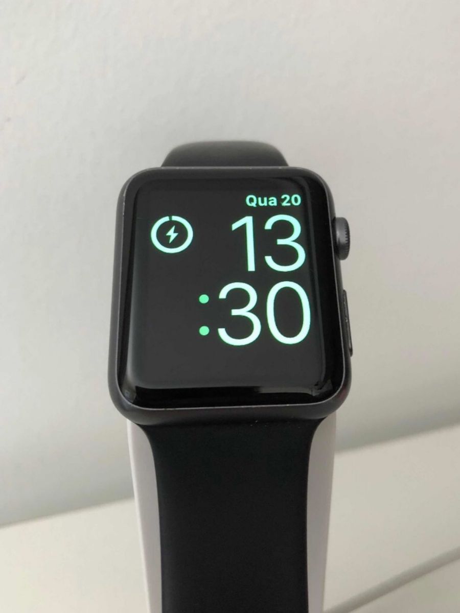 is the series 1 apple watch water resistant