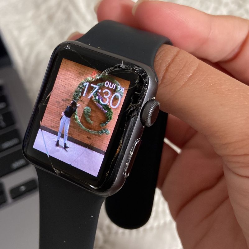 Apple Watch Series 3 38mm  Item Info & Eletro Apple Usado