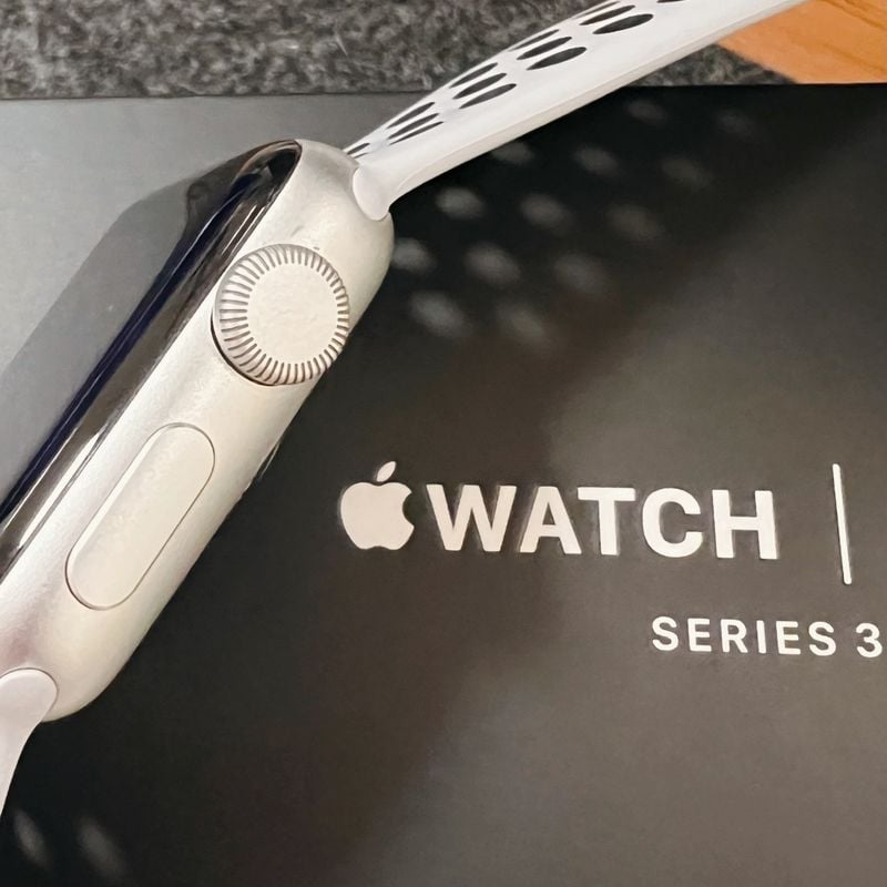 Apple watch best sale s3 38mm nike