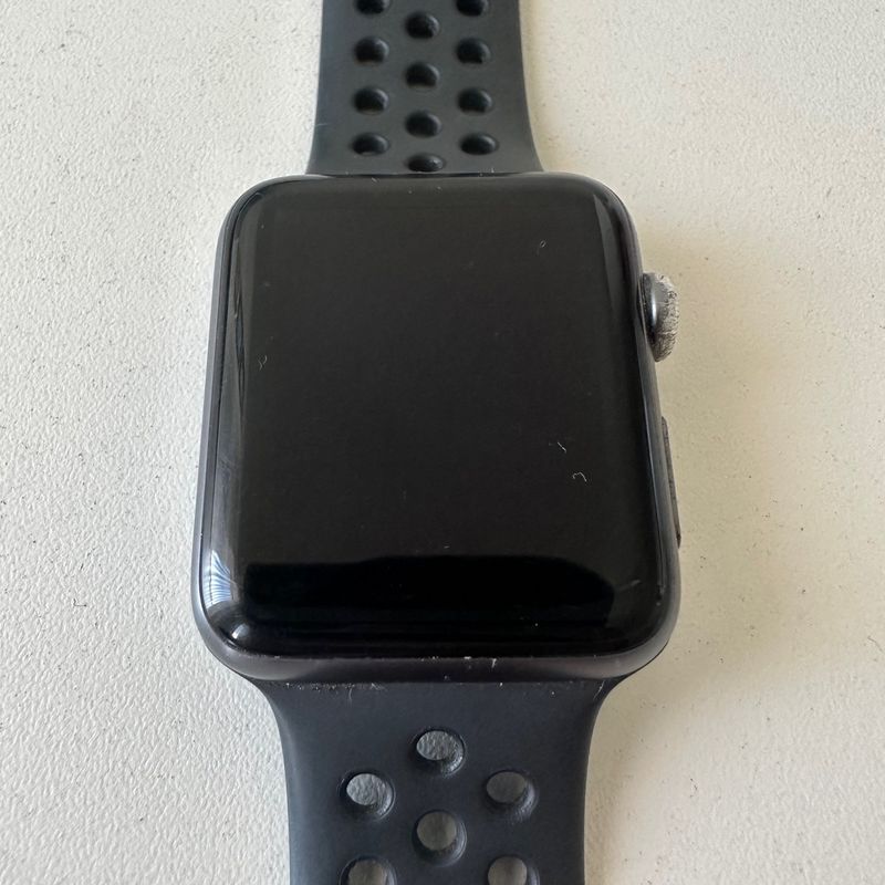 Black nike apple 2024 watch series 3