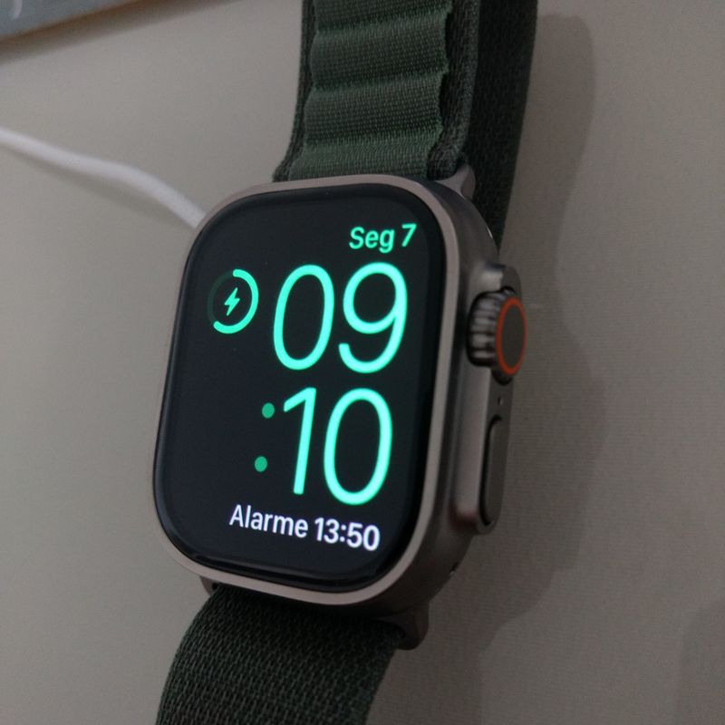 Apple Watch Ultra GPS + Cellular - Caixa de titânio 49 mm