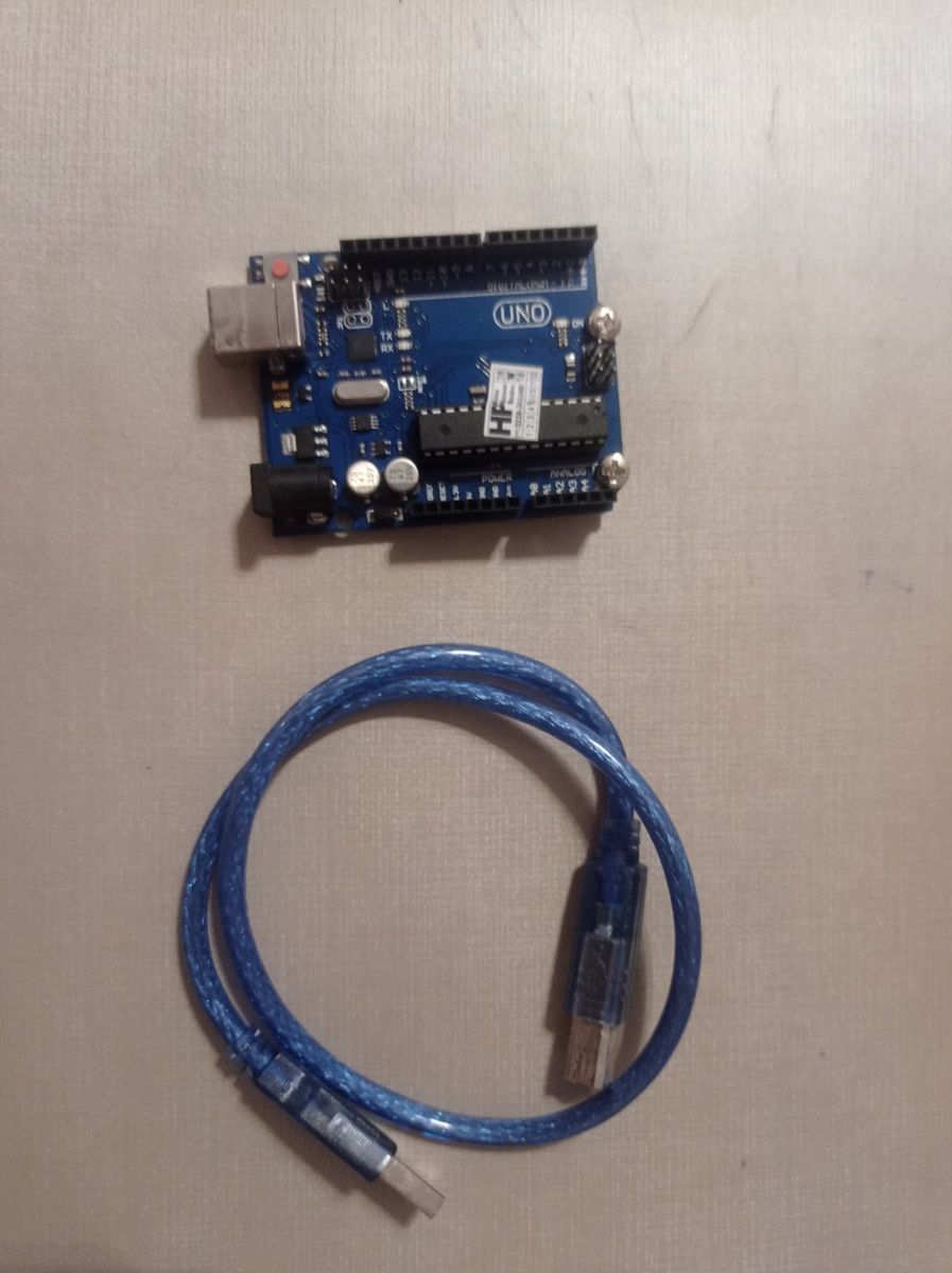 Arduino Uno Smd + Cabo Usb | Item Info & Eletro Usado 74790884 | enjoei