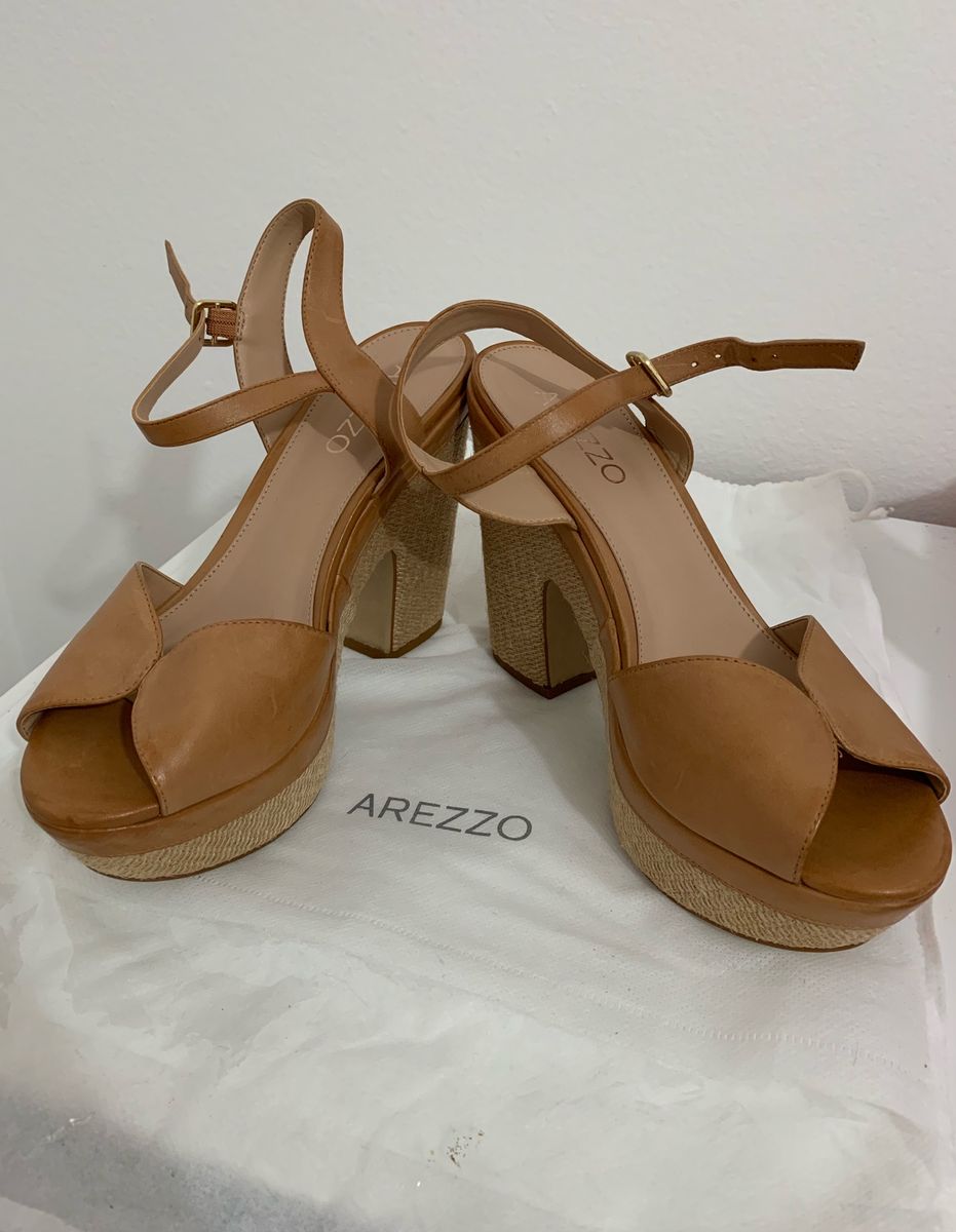 sandalias arezzo