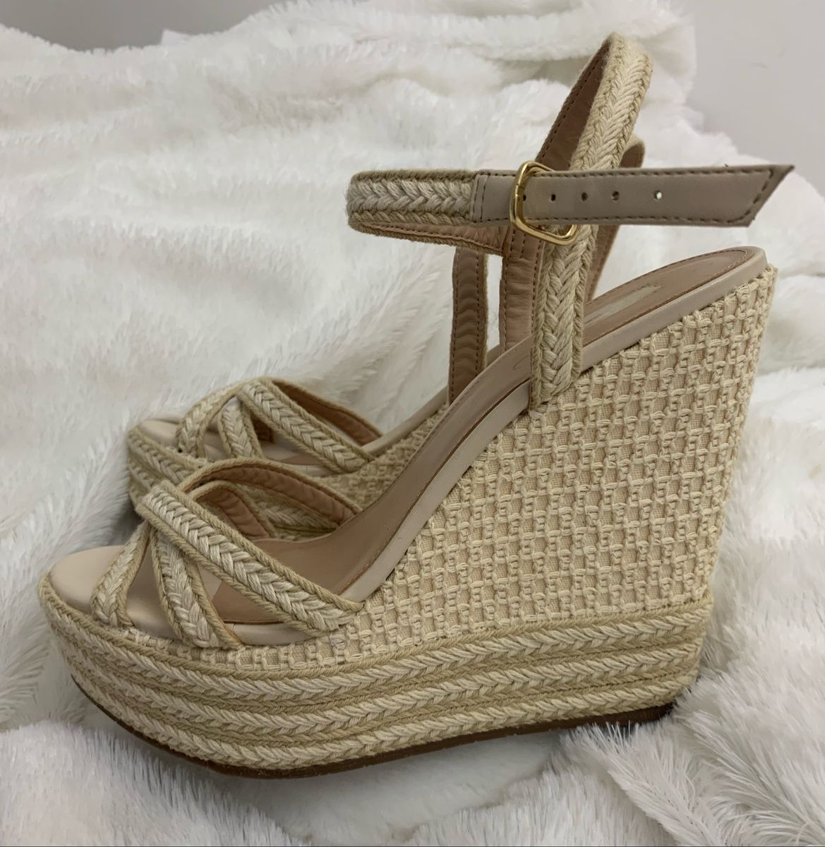 sandalias femininas arezzo