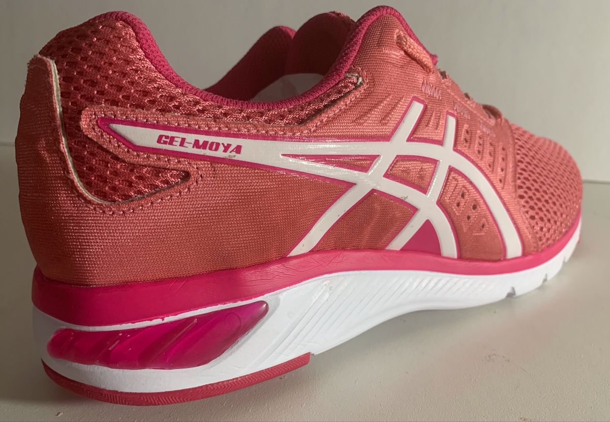 Tenis asics gel moya feminino 2024 é bom