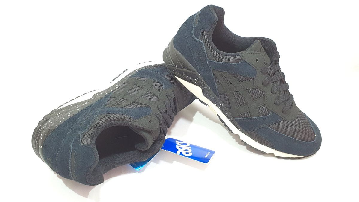 tenis asics camurça