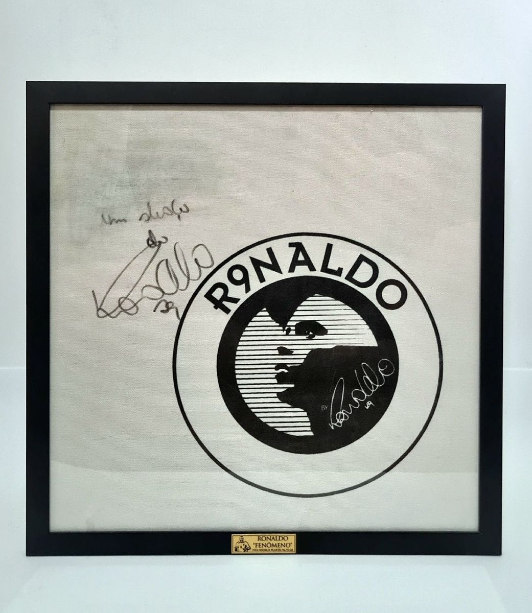 Autógrafo Ronaldo Fenômeno Seleção Brasileira Brasil Autografado ...