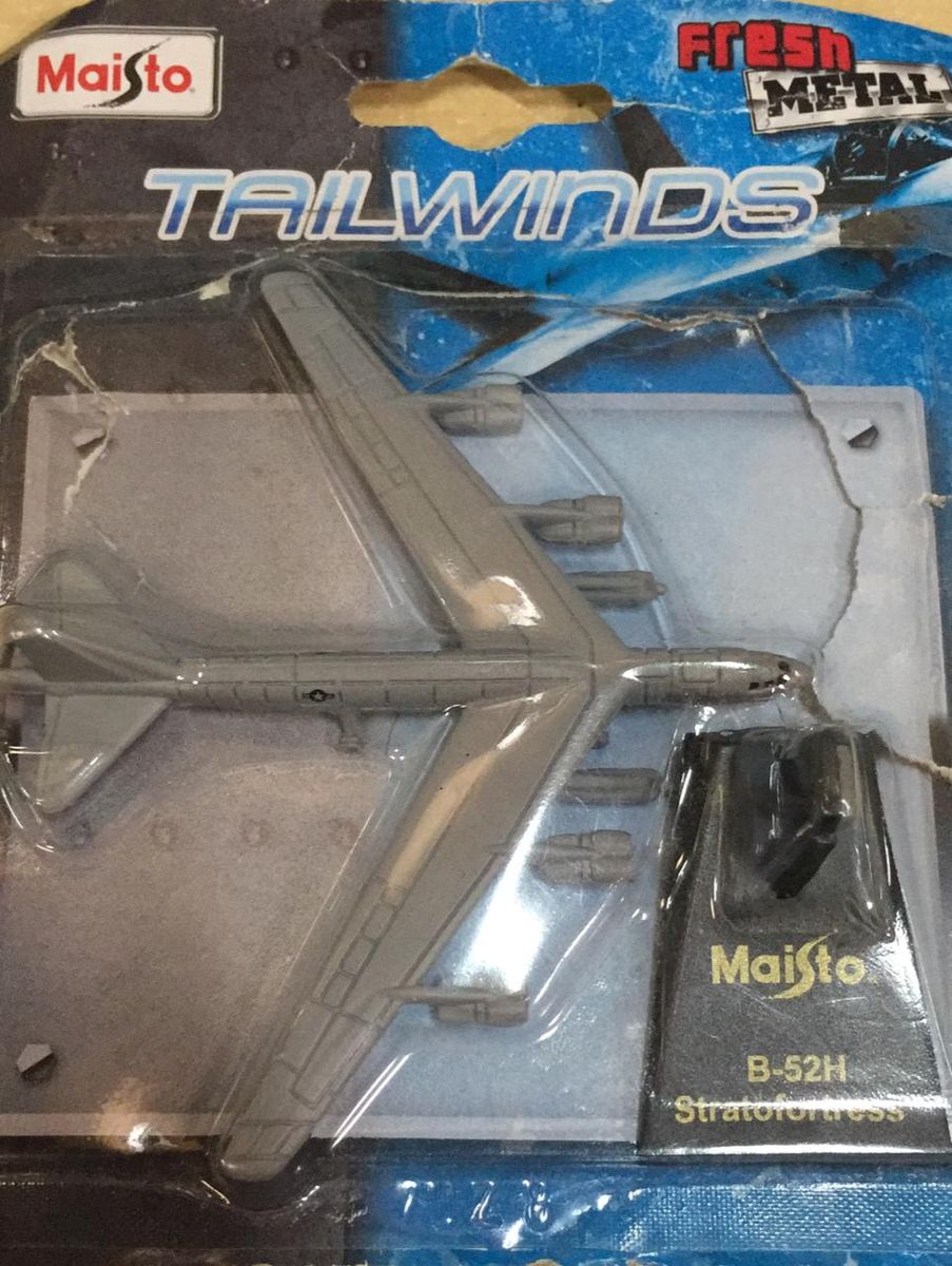 Avião De Colecionador Maisto Tailwinds - Fresh Metal: B-52h ...