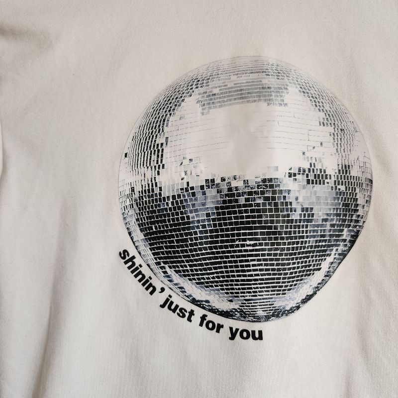 Baby Tee Mirrorball Taylor Swift | Shein Usado 108412335 | enjoei