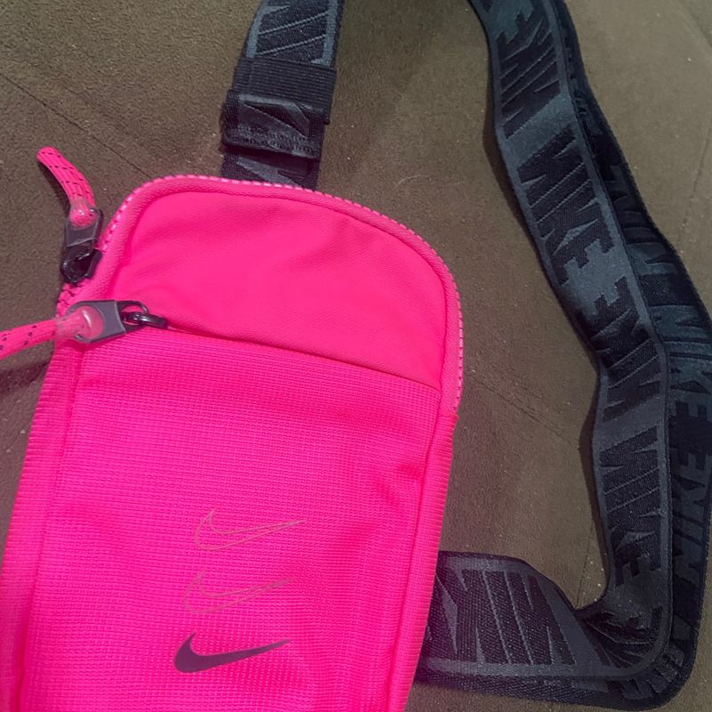 Mochila nike hot sale rosa fluorescente