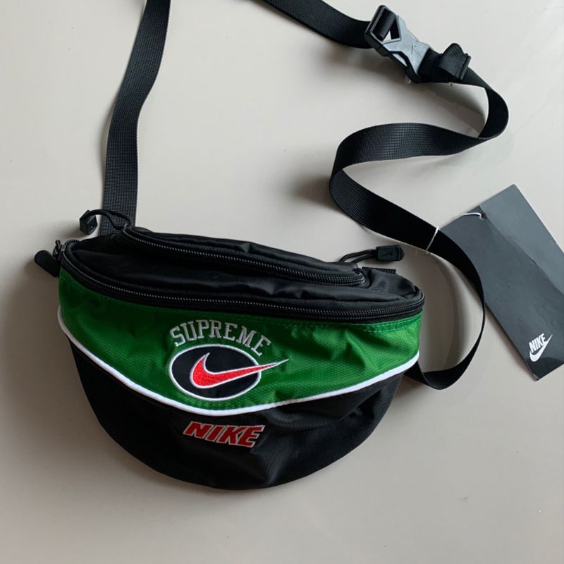 Nike supreme store fanny pack