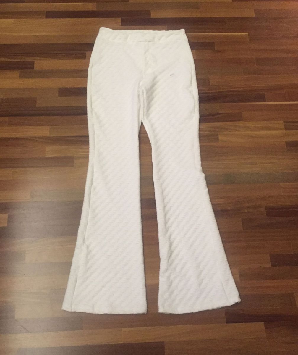 calça bailarina branca