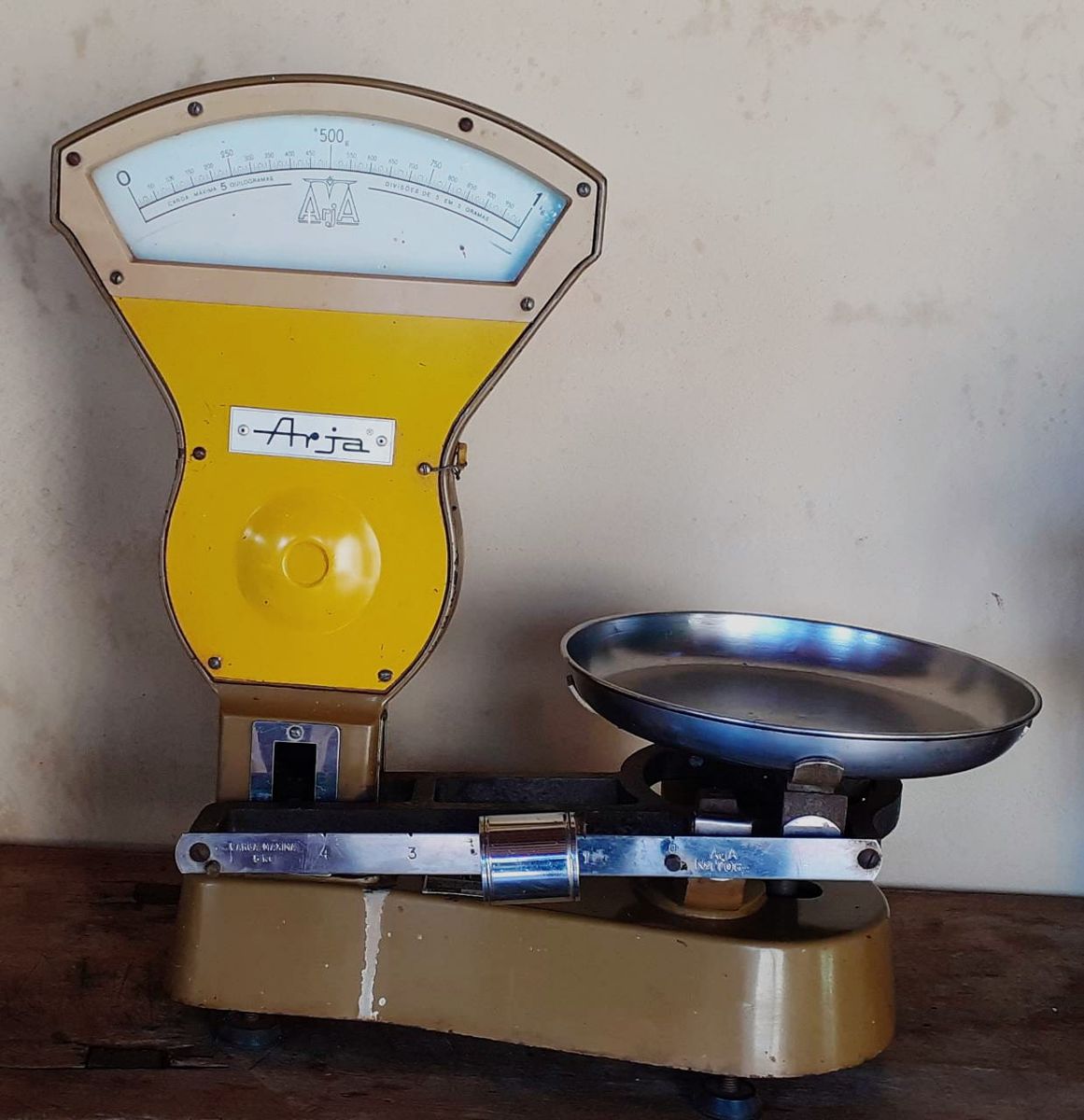 Balança Antiga Arja | Móvel de Cozinha Arja Usado 43084428 | enjoei