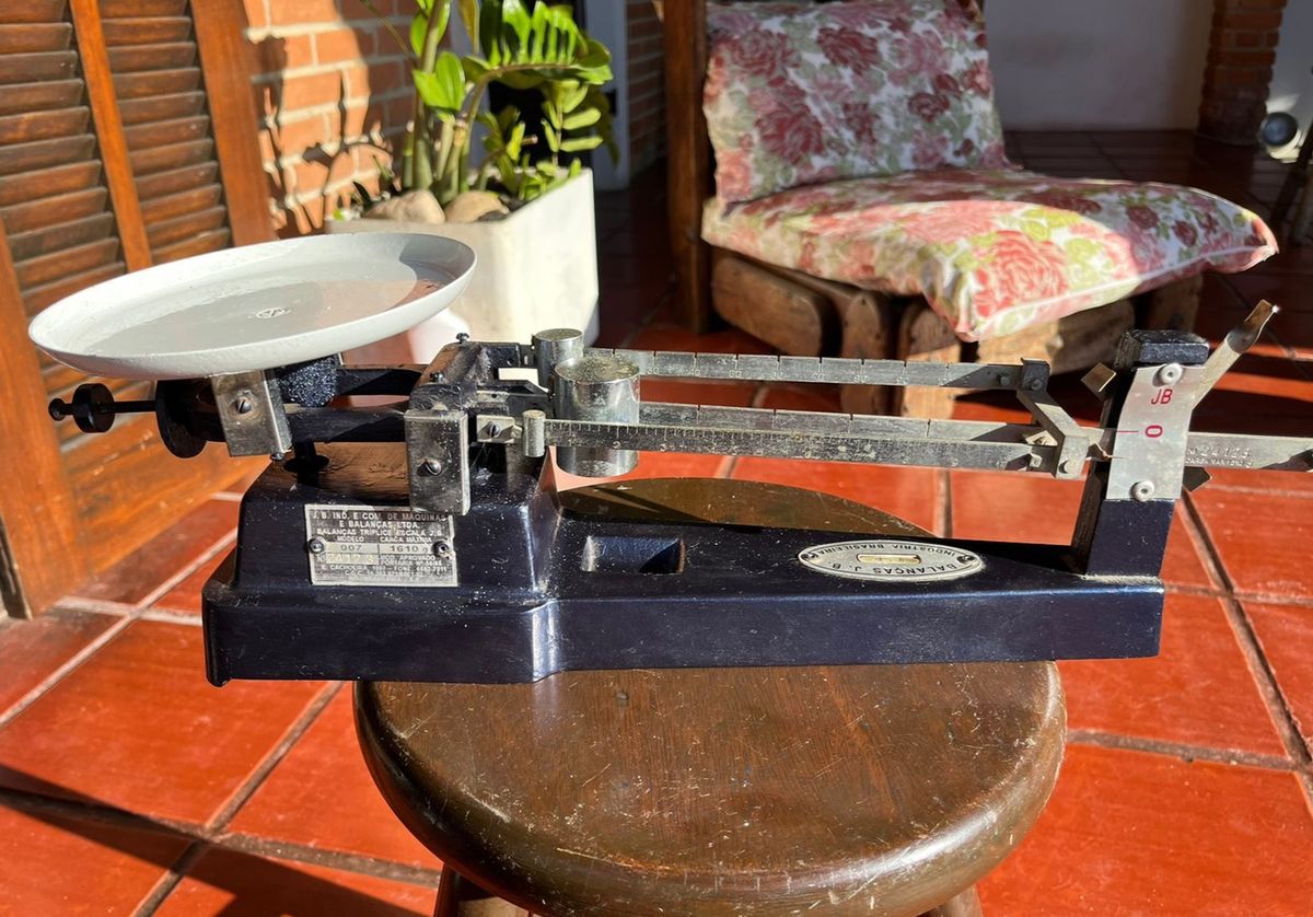 Balança Antiga Funcionando | Móvel de Antiquário Jb Usado 75038191 | enjoei