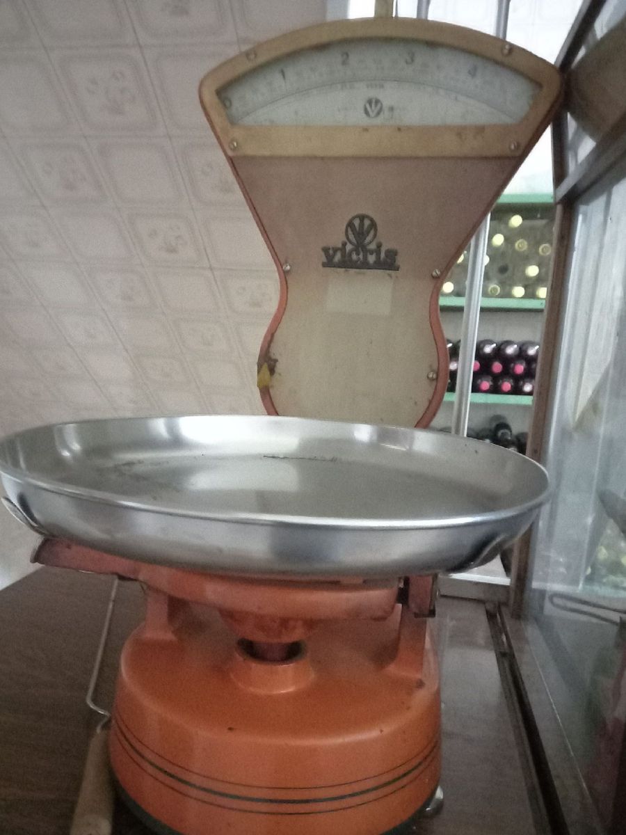 Balança Antiga | Produto Vintage e Retro Usado 64598538 | enjoei